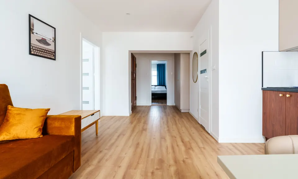 Hallway with view into the bedroom
